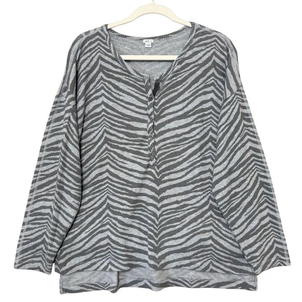 Aerie Zebra Print Thermal Henley Long Sleeve Top XL Gray Waffle Knit Oversize
